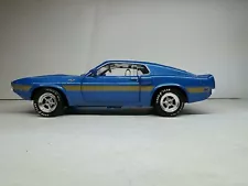 American Muscle 1970 Shelby GT-500 Diecast Car 1:18 Ertl Blue & White  B481