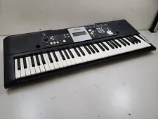 Yamaha PSR-E223 61-Key Electronic Keyboard - Tested