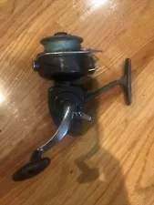 Vintage Spinning Reel. Good quality but brand unknown