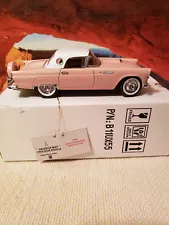 New Listing1956 Ford Thunderbird convertible. 1/24 scale Franklin Mint model in Coral.