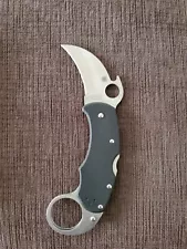 Spyderco Karahawk 2.35" Plain Edge G10 Handle Folding Knife Very Good Discontinu