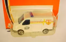 MATCHBOX # 14 WHITE FORD TRANSIT AMBULANCE VAN MB21-I10