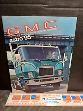 ORIGINAL VINTAGE SALES BROCHURE 1969 GMC ASTRO 95 TRACTOR MODELS