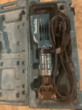 *IN-STORE PICKUP* Makita HM1307CB 35LBS Demolition Hammer Corded Electric 120V