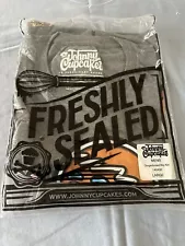 RARE Johnny Cupcakes 2018 “Gingerbread Big Kid” T-shirt NWT Sz L