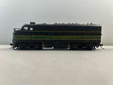 Athearn Ho Scale EMD F7 READING #905