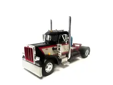 DCP / FIRST GEAR 1/64 SCALE 359 PETERBILT DAY CAB, SINGLE AXLE BLACK & CREAM