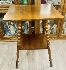 Antique Victorian Quartersawn Tiger Oak Wood 2-Tier Square Parlor Table 1920's