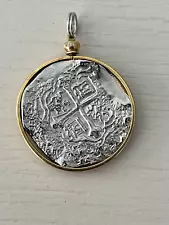 SPANISH REPLICA "SHIPWRECK" 8 REALES COIN  w/GOLD COLORED BEZEL