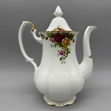 Royal Albert Old Country Roses Tea Coffee Pot With Lid Bone China England *Chip*