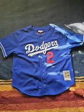 USED Mitchell & Ness L.A. Dodgers 1995 Tommy Lasorda Authentic BP Jersey XL