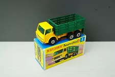 Matchbox Lesney No 4 Dodge Stake Truck Spiros VNM Plus Original Box