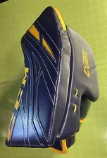 CCM EFlex 4 Goalie Glove New Nashville Predators - Pekka ‘Rinne’ Embroidery