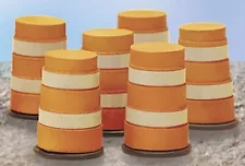 LIONEL HIGHWAY BARRELS (6) o gauge train construction roadway road work 6-32922