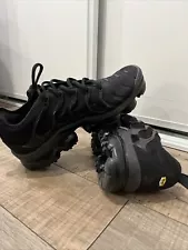 New ListingSize 8.5 - Nike Air VaporMax Plus Low Triple Black