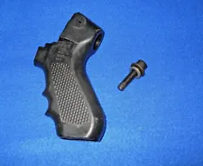 MOSSBERG 500 12GA PISTOL GRIP & SCREW #TC8080