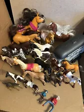 Lot Of 20 Toy Horses, Horse Trailer, 2 Riders