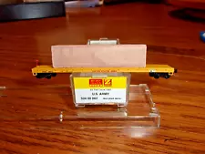 ZMicro-trains c 524 00 062 New Z-scale US Army Flatcar w/Load #36010