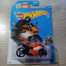 Hot Wheels 1/64 Diecast HW Moto Orange Ducati 1199 Superleggera