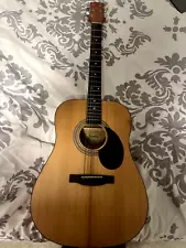 Jasmine S35 Dreadnought Acoustic Guitar. Natural Finish