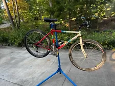 1988 Specialized Stumpjumper - 17” Frame