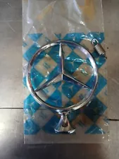 Mercedes W110 W112, W105, W120, W121 Grill Star 180 888 01 09 1808880109 1956-65