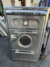 Western Holly Oven Vintage Wall Oven From Family Estate. Works Fine.