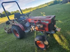 Kubota B7100 Tractor