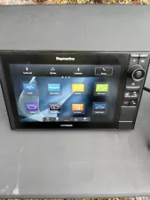 Raymarine es127 Multifunction 12" Hybrid Touch MFD Display E70284