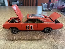 1976 Dodge Charger General Lee 01 Dukes Of Hazard Danbury Mint 1:24 Model Car