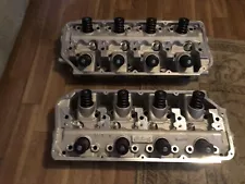 Gen 2 426 Edelbrock Hemi cylinder heads