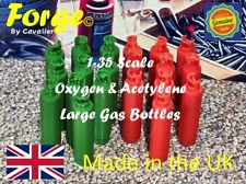 Pack of 20 1:35 Scale Green & Red Oxygen & Acetylene Large Gas Bottles