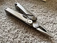 New Leatherman Multi Tool Wave, Free Shipping