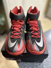 Size 7 - Nike Zoom HyperRev Gym Red