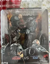 Neca Gears of War General Raam vs Lt. Minh Young Kim SALE ENDS On September 20