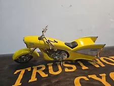 Arlen Ness Ness-Stalgia Stalgia Custom Diecast Motorcycle Yellow Toy Zone