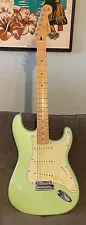 Fender Special Edition Stratocaster Sea foam green