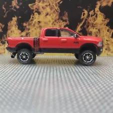 Custom made1/64 2017 Dodge Ram 2500 Power Wagon 4x4 TRUCK farm Hitch & Tow HEMI