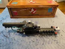 Mattel Matty Collector GHOSTBUSTERS NEUTRINO WAND Prop Replica 2013 - Works