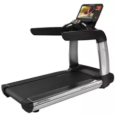 Life Fitness Elevation Series SE3 HD 95T Treadmill - 21.5" Console