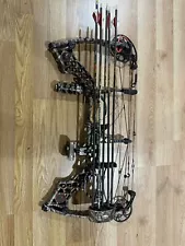 Mathews Z7 Extreme Solocam 70/29 RH Compound Bow Package SKB Hard Case