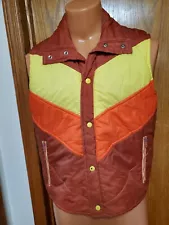 S VTG St. Moritz Nylon Puffer Vest Skiing 70S show Chevron Snap Up Collar