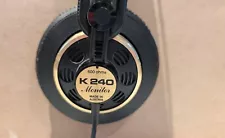 AKG K-240 Monitor Headphones-barely used, shipping included/ Continental US