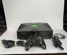 Microsoft Xbox Original Console + Cables And Controller And Blitz The League