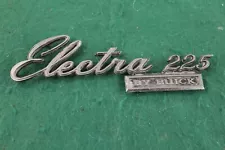 1969 Buick ELECTRA 225 Metal Trunk Lid Emblem W Pins