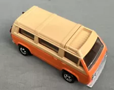 1981 Hot Wheels Sunagon VW Pop-up Camper Van Volkswagen Orange & Tan Hong Kong