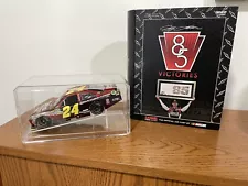 1/24 2011 Jeff Gordon Atlanta 85th Win Raced Version Diecast With Display Case