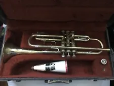 SALE VINTAGE OLDS AMBASSADOR Bb Trumpet FULLERTON ERA REAL PLAYER ! Case mp mute