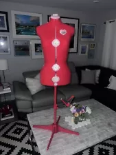 SINGER | Adjustable Red Dress Form, Fits Sizes 4-10, Foam Backing for Pinning, 3