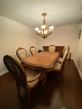 Dining room set 6 chairs used